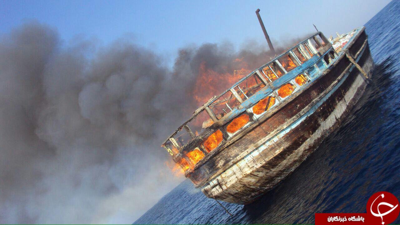 تصاویر/ آتش گرفتن لنج باری در خلیج فارس
