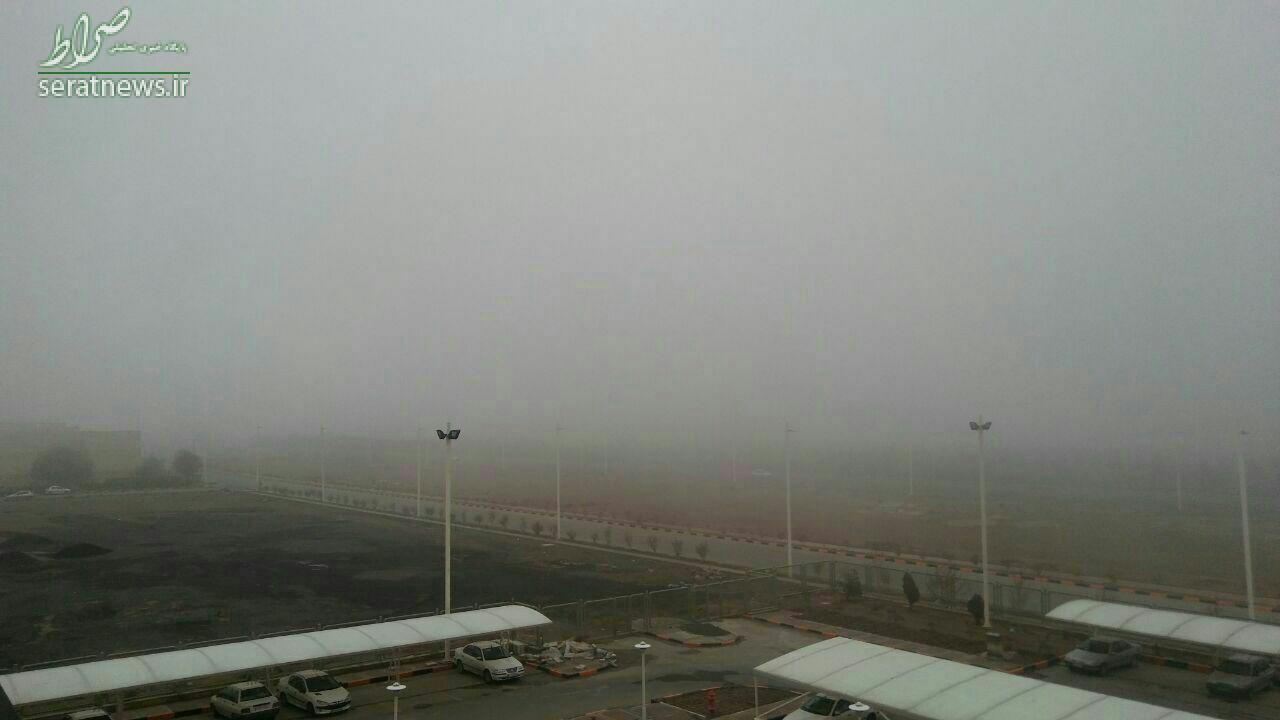 عکس/ مه شدید در فرودگاه امام خمینی(ره) عکس/ مه شدید در فرودگاه امام خمینی(ره)
