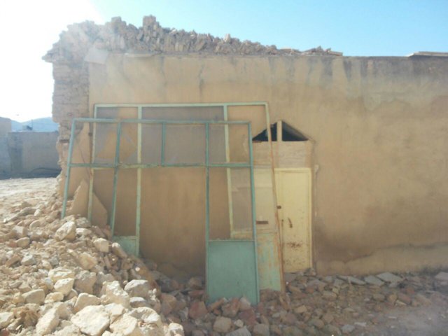 وقتی شبستان ۶۰۰ساله را برای انبار تخریب میکنند!+تصاویر وقتی شبستان ۶۰۰ساله را برای انبار تخریب میکنند!+تصاویر