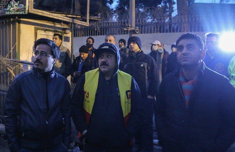 عکس/ حضور دو بازیگر معروف در محل حادثه پلاسکو عکس/ حضور دو بازیگر معروف در محل حادثه پلاسکو