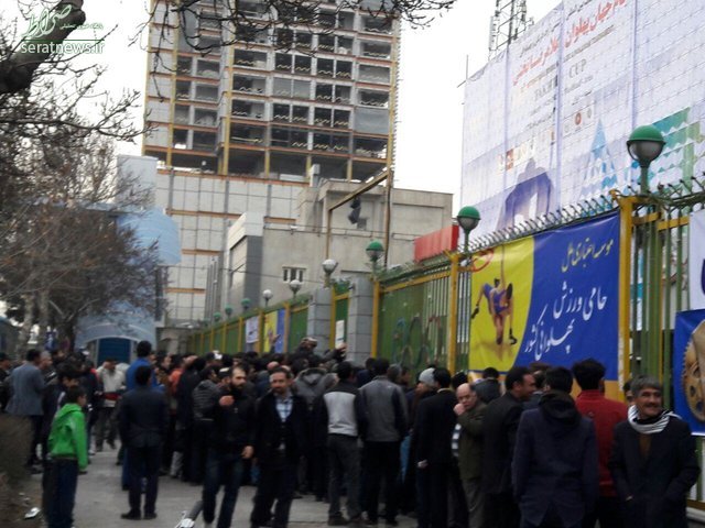 ازدحام جمعیت برای دیدن فینال جام تختی +تصاویر ازدحام جمعیت برای دیدن فینال جام تختی +تصاویر
