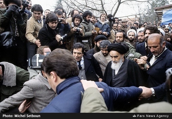 ایده شلیک به هواپیمای حامل امام توسط چه کسی مطرح شد ایده شلیک به هواپیمای حامل امام توسط چه کسی مطرح شد