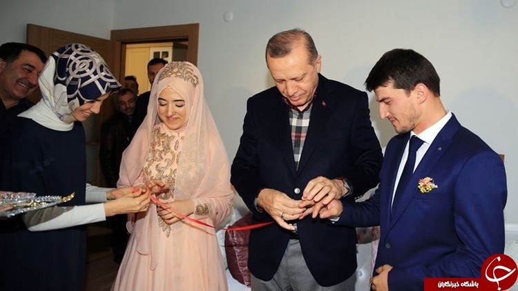 حضور اردوغان و همسرش در یک مراسم خواستگاری +عکس