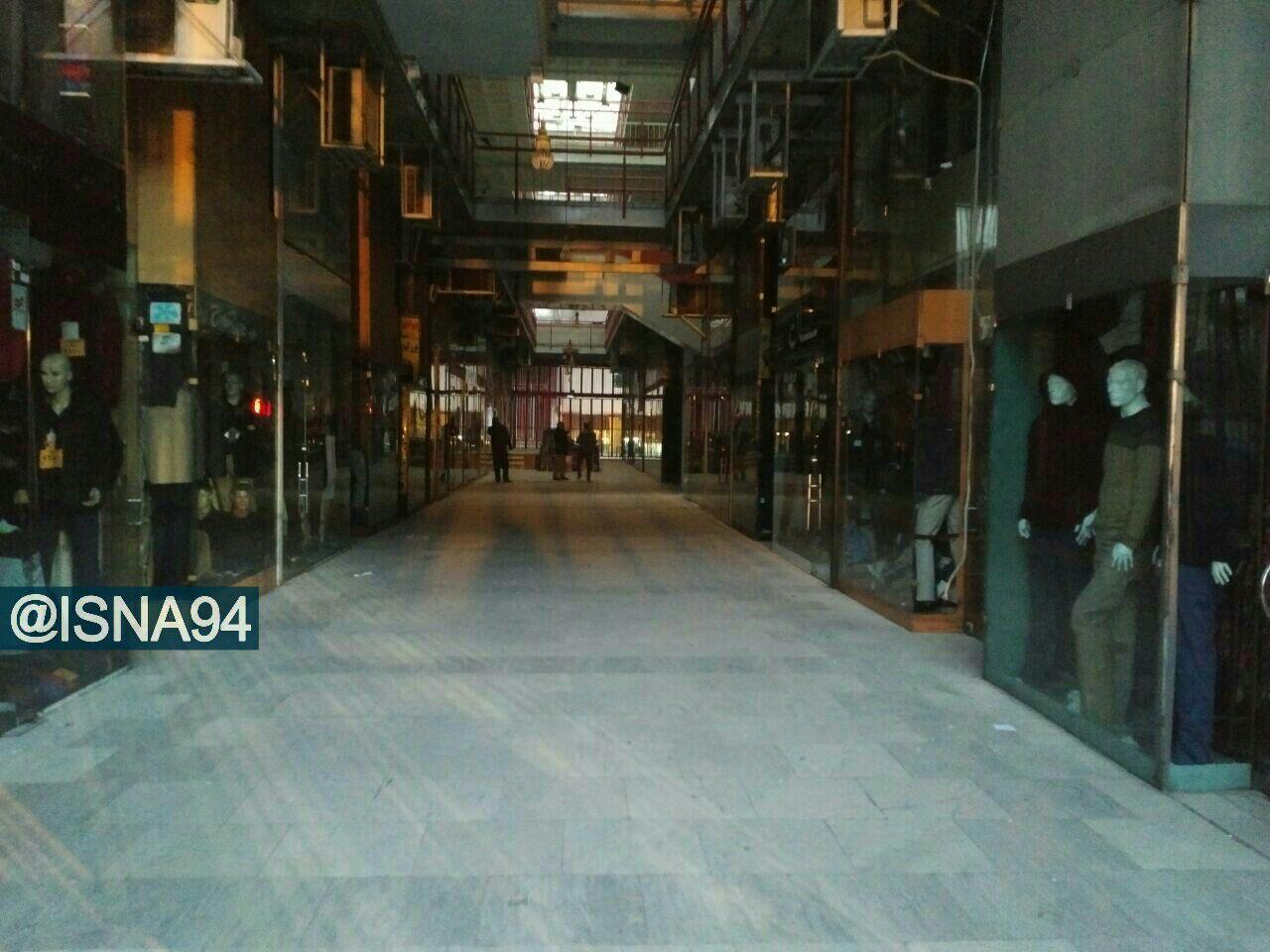 تصویری از داخل پاساژ کویتی ها بعد از حادثه پلاسکو تصویری از داخل پاساژ کویتی ها بعد از حادثه پلاسکو