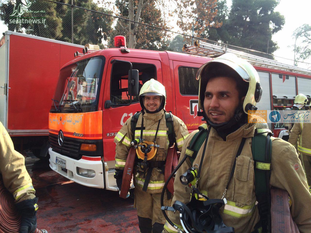 عکس/ آخرین لبخند 2 شهید قبل از حادثه پلاسکو