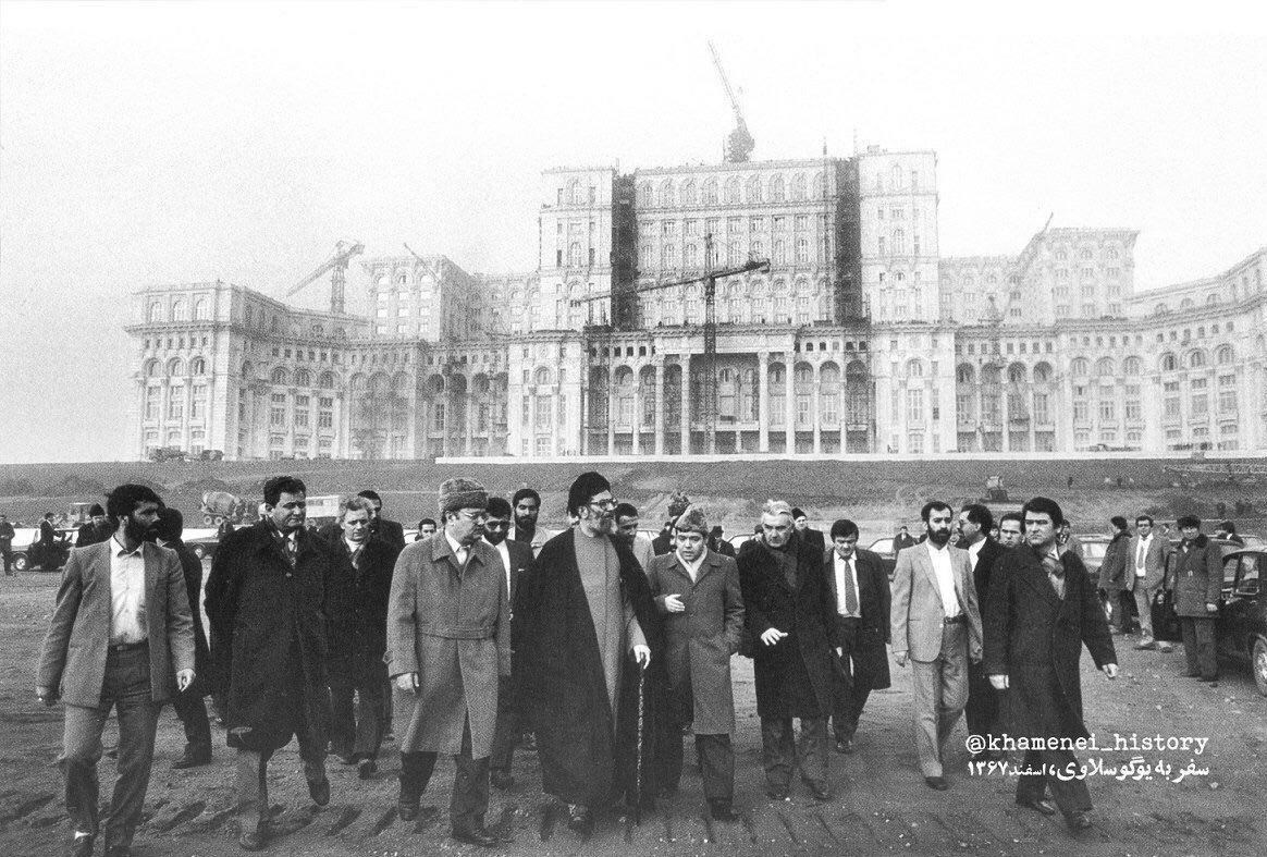 عکس/سفر آیتالله خامنهای،به یوگوسلاوی و رومانی، اسفند ۱۳۶۷ عکس/سفر آیتالله خامنهای،به یوگوسلاوی و رومانی، اسفند ۱۳۶۷