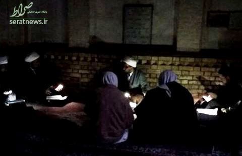 عکس/ کلاس درس حوزه نجف پس از نماز صبح عکس/ کلاس درس حوزه نجف پس از نماز صبح
