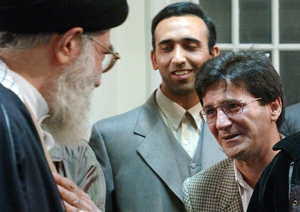 شعر احمد عزیزی برای رهبرانقلاب پس از ترور +عکس شعر احمد عزیزی برای رهبرانقلاب پس از ترور +عکس