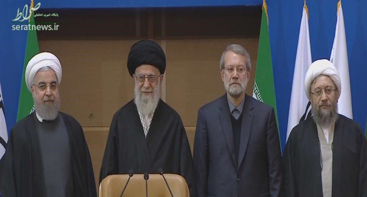 عکس/ رهبرانقلاب در کنفرانس حمایت از انتفاضه فلسطین عکس/ رهبرانقلاب در کنفرانس حمایت از انتفاضه فلسطین