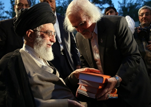 مطروحهای از رهبر انقلاب برای شاعران مذهبی مطروحهای از رهبر انقلاب برای شاعران مذهبی