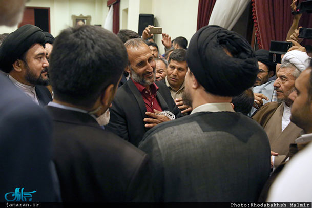 عکس/ دیدار پدر ستایش با حسن خمینی
