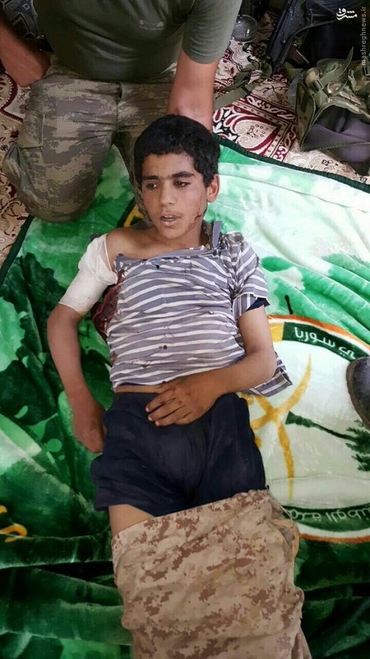 دستگیری کودک سربازان داعش در حلب+تصاویر دستگیری کودک سربازان داعش در حلب+تصاویر