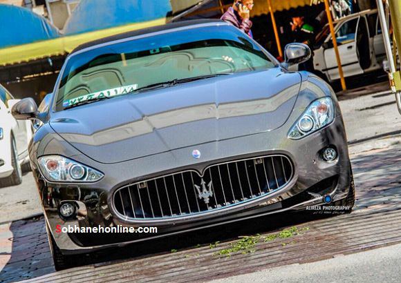 عکس/ مازراتی با بدنه ای آغشته از طلا در ایران