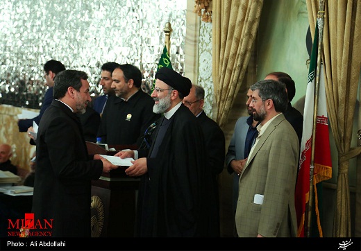 تصاویر/ عراقچی و فانی خادم افتخاری اما رضا(ع)