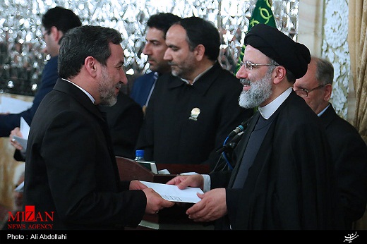 تصاویر/ عراقچی و فانی خادم افتخاری اما رضا(ع)