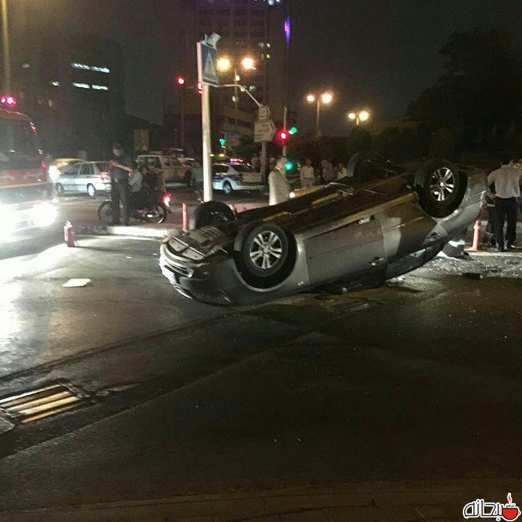 عکس/ پشتک با سوناتا در شهرک غرب