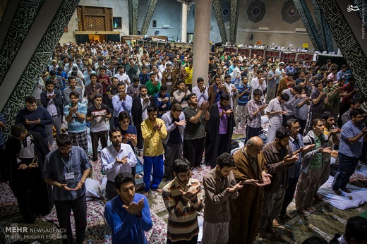 تصاویر/ آئین معنوی اعتکاف در دانشگاه تهران