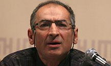 هیچ اصلاحطلب یا اعتدالگرایی میتوانند با احمدینژاد دهانبهدهان شود هیچ اصلاحطلب یا اعتدالگرایی میتوانند با احمدینژاد دهانبهدهان شود