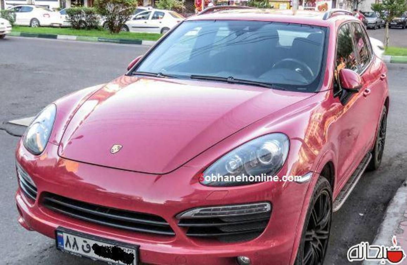 عکس/ عجیب ترین رنگ پورشه در ایران عکس/ عجیب ترین رنگ پورشه در ایران