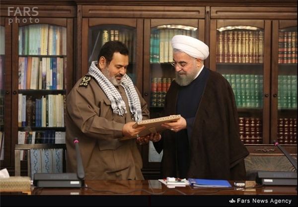 ماجرای لباس فرم متفاوت سردار فیروزآبادی +تصاویر ماجرای لباس فرم متفاوت سردار فیروزآبادی +تصاویر
