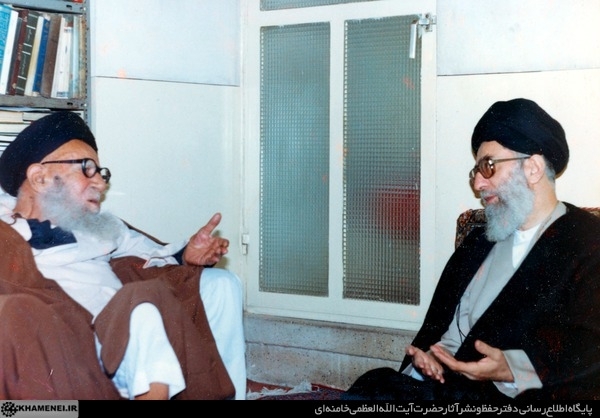 عکس/ دیدار رهبرانقلاب با آیت‌الله بهاءالدینی