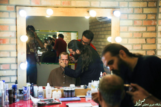 حضور خبرنگاران در پشت صحنه «دورهمی» حضور خبرنگاران در پشت صحنه «دورهمی»