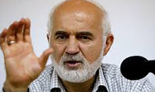 توکلی: دیدهایم در مجالس تصمیم گیری، آدم های فاسد نشسته اند توکلی: دیدهایم در مجالس تصمیم گیری، آدم های فاسد نشسته اند