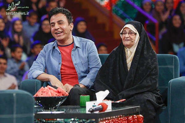 عکس/ عمو پورنگ و مادرش در  عکس/ عمو پورنگ و مادرش در