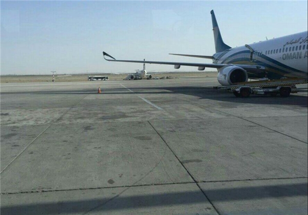 برخورد 2 هواپیما در فرودگاه امام +عکس