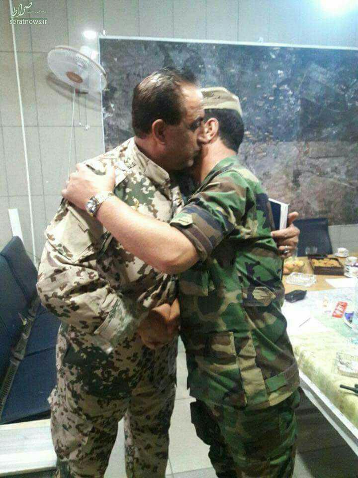 عکس/ مصاحفه فرماندهان پس از پاکسازی راموسه