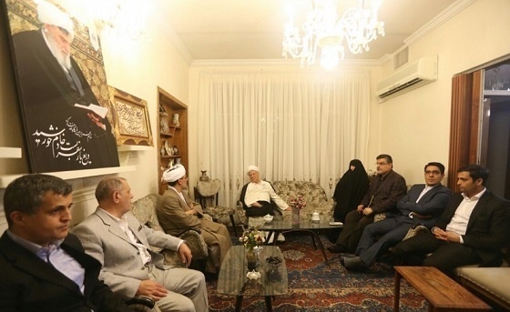 هاشمی در خانه مرحوم طبسی +عکس هاشمی در خانه مرحوم طبسی +عکس