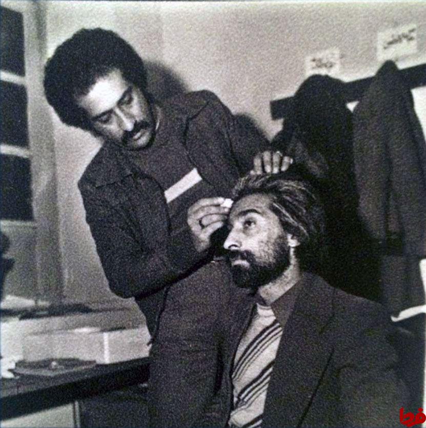 عکس/ داریوش ارجمند درحال گریم برادرش عکس/ داریوش ارجمند درحال گریم برادرش