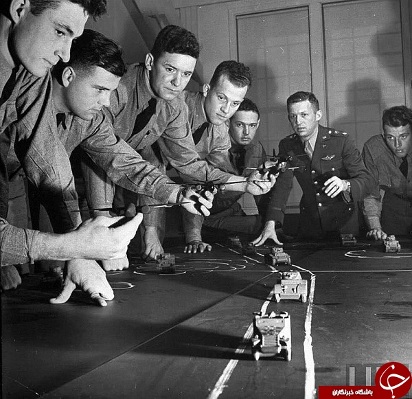 عکس/ شبیه‌سازی یک حمله در جنگ‌جهانی