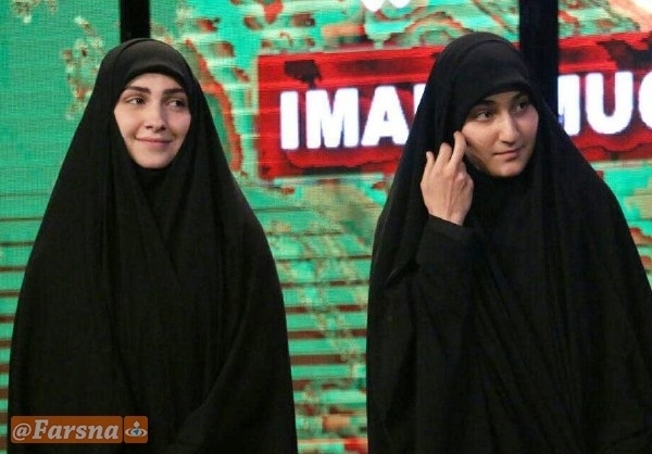 دختران سردار سلیمانی و عماد مغنیه کنار یکدیگر+عکس دختران سردار سلیمانی و عماد مغنیه کنار یکدیگر+عکس
