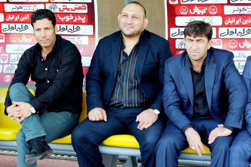 اتفاق جالب در نیمکت حریف پرسپولیس+عکس اتفاق جالب در نیمکت حریف پرسپولیس+عکس