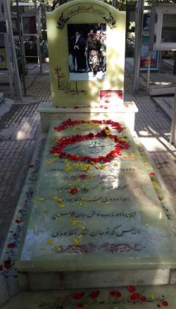 عکس/ مزار محافظِ شهیدِ رهبرانقلاب