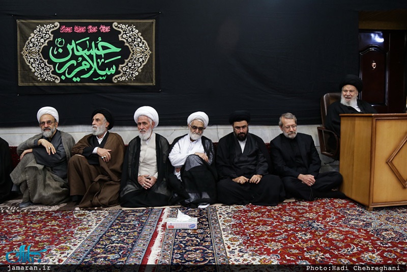 عکس/لاریجانی و یاسرخمینی درمراسم عزاداری عکس/لاریجانی و یاسرخمینی درمراسم عزاداری