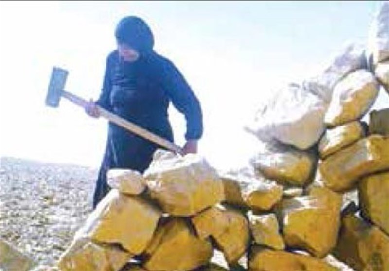 مادر «سنگ‌شکن» +عکس