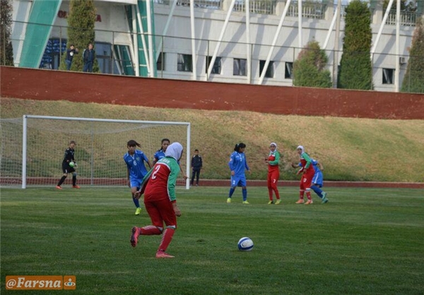 تصاویر/مصاف دختران فوتبالیست در فینال تورنمنت ازبکستان