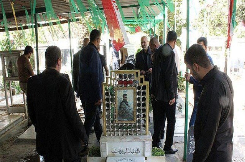 حضور اساتید لبنانی در گلزار شهدای تهران+تصاویر حضور اساتید لبنانی در گلزار شهدای تهران+تصاویر