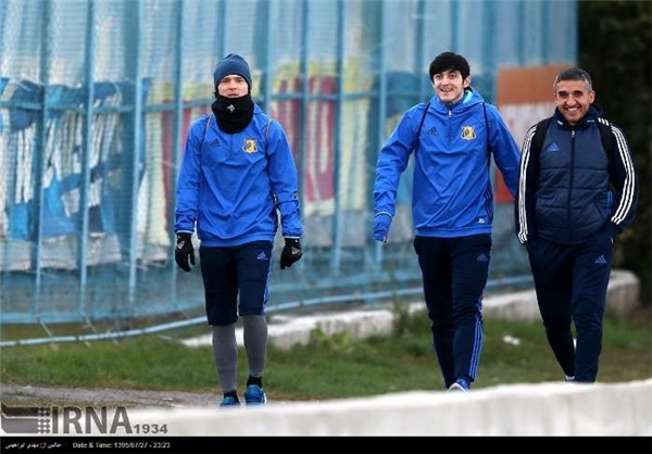 عکس/ امضا گرفتن از «سردار» در مادرید عکس/ امضا گرفتن از «سردار» در مادرید