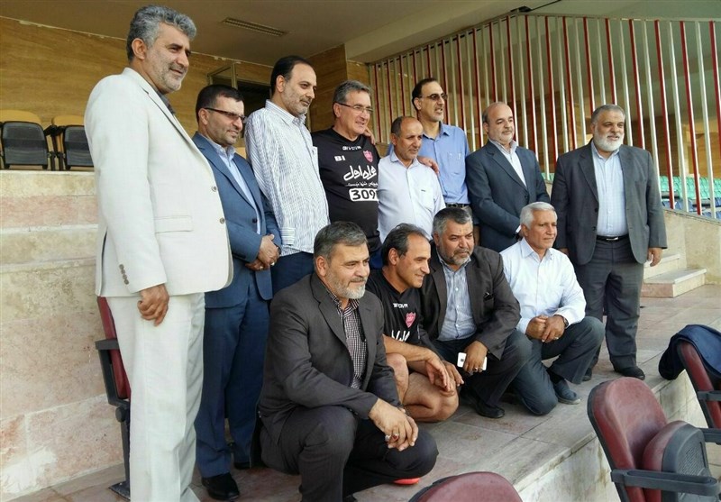 اقدام شایسته پرسپولیس در هفته دفاع مقدس+عکس اقدام شایسته پرسپولیس در هفته دفاع مقدس+عکس