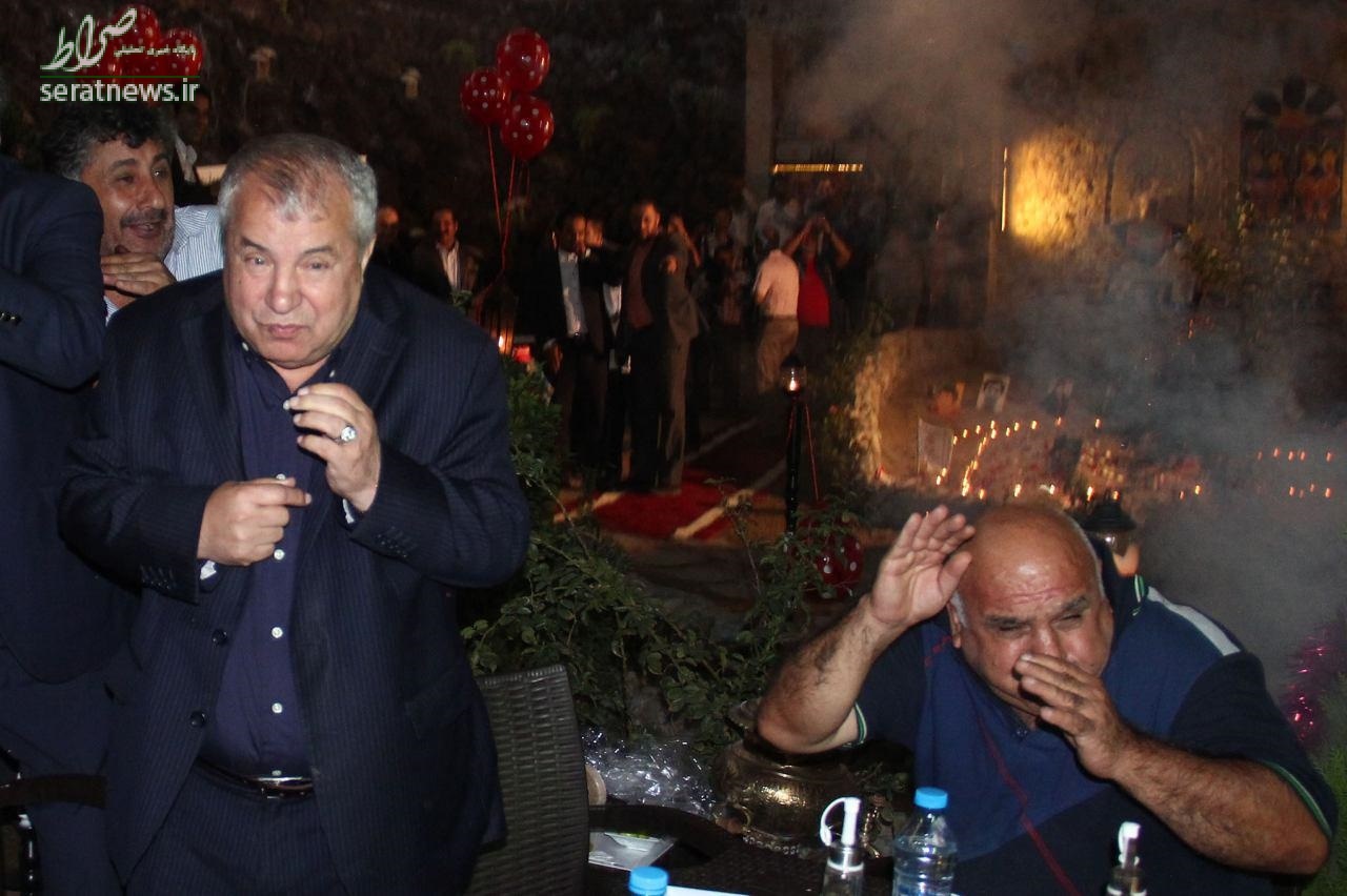 عکس/ ترقه‌هایی که زیر پای پروین منفجر شد