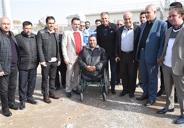 دیدار صمیمی کیروش با جانباز دفاع مقدس+عکس دیدار صمیمی کیروش با جانباز دفاع مقدس+عکس