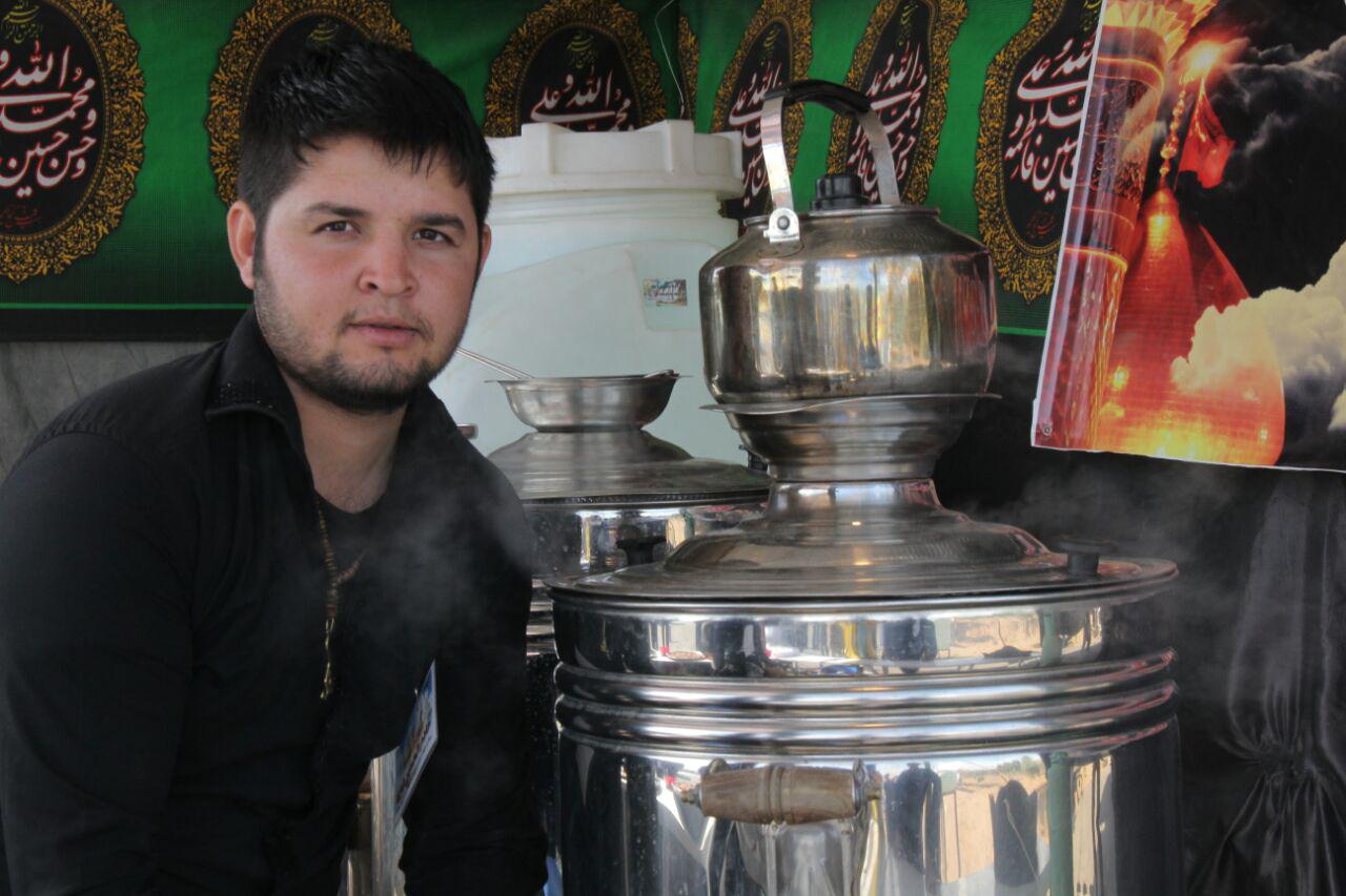 راه‌اندازی موکب مهاجرین افغانستانی در مسیر زائرین اربعین + تصاویر