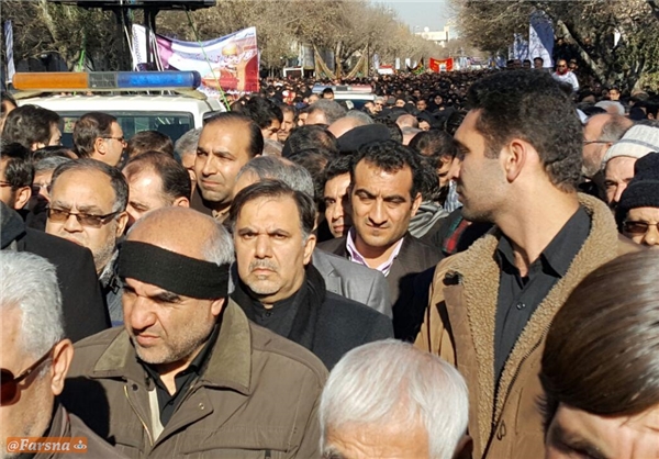 حضور خاموش آخوندی در تبریز/ جرات نکردند نام وزیر راه را ببرند! +عکس حضور خاموش آخوندی در تبریز/ جرات نکردند نام وزیر راه را ببرند! +عکس
