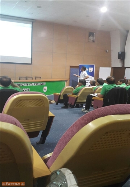 عکس/ تیپ شمسایی در کلاسهای مربیگری عکس/ تیپ شمسایی در کلاسهای مربیگری