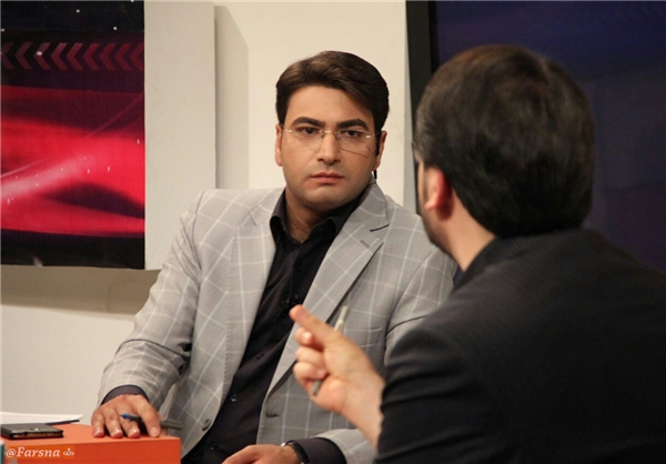مجری «متن؛ حاشیه» یک‌شبه تغییرکرد+تصاویر