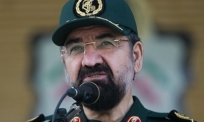در دوران جنگ با تحریک قذافی تعدادی موشک گرفتیم در دوران جنگ با تحریک قذافی تعدادی موشک گرفتیم