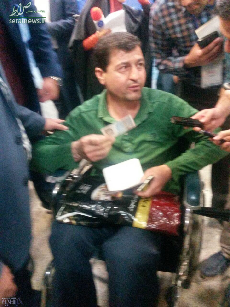 کارگری که کاندیدا شد تا با ترامپ مسابقه شنا بگذارد +عکس کارگری که کاندیدا شد تا با ترامپ مسابقه شنا بگذارد +عکس